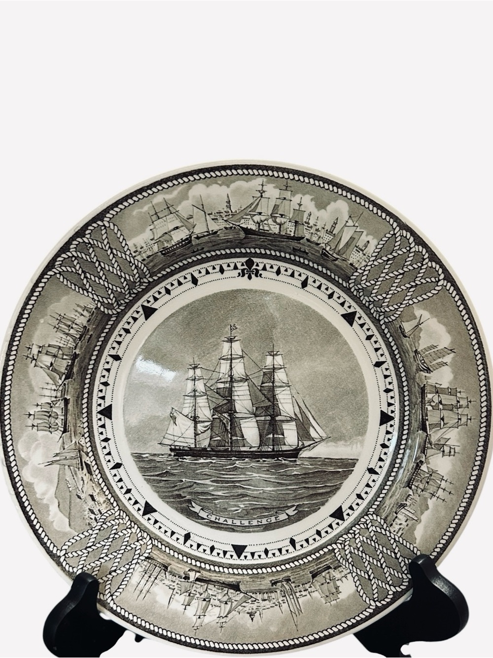 vintage Wedgwood decorative plate "Challenge" American Clipper Ship series.